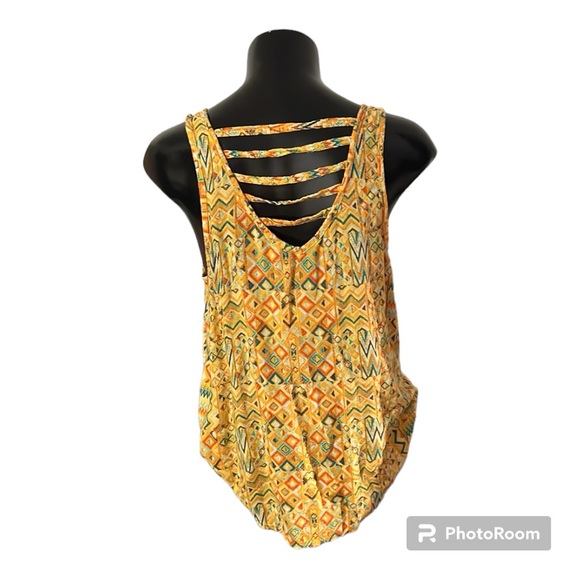 Muscle Tank | Xhileration | XL | Yellow with Oranges & Blues - Picture 4 of 4